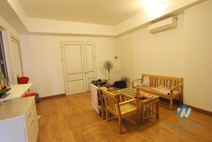 01 bedroom apartment for rent in Lang Ha Street, Dong Da District, Hanoi